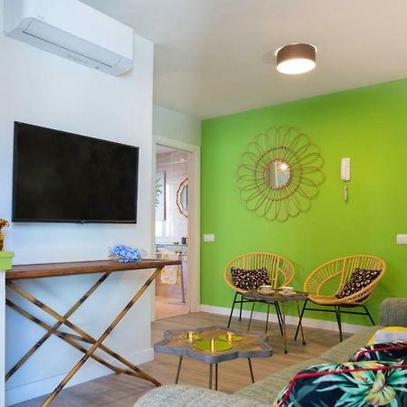 Malagueta Malibu Apartment Малага Екстериор снимка
